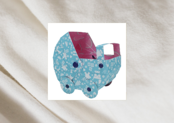 Papierverpackung "Kinderwagen blau"